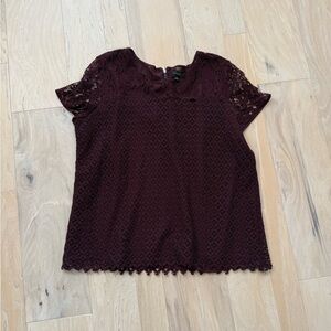 Ann Taylor lace overlay shirt fully lined, burgundy